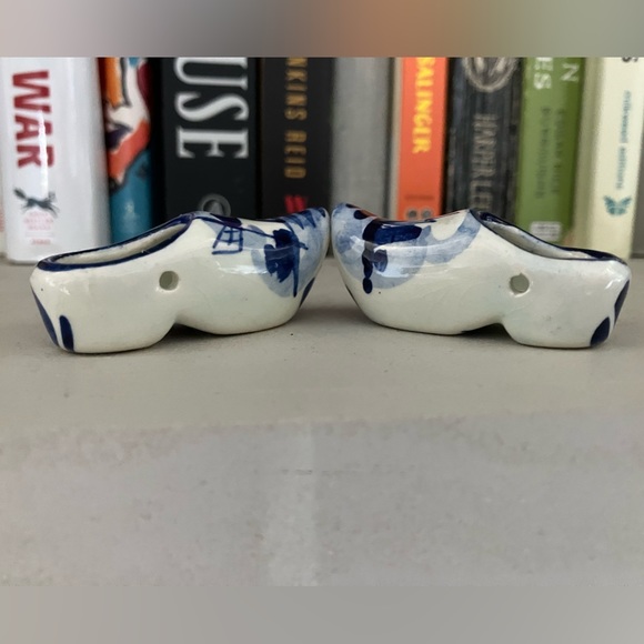 Pair of Delft of Holland mini clogs - Picture 7 of 8